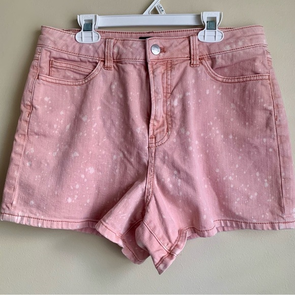Kate Spade pink/white splatter print Saturday shortie Jean shorts size 8 - Picture 2 of 5